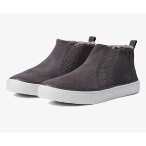TOMS Size 7 Bryce Slip On Women shoes Fur Lines Grey Suede